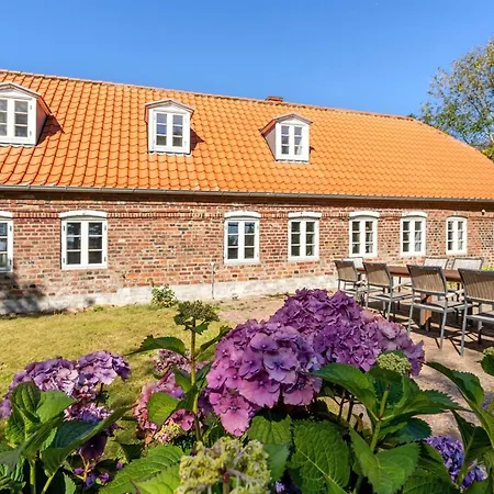 Myra - 18km From The Sea By Interhome Сasa de vacaciones *